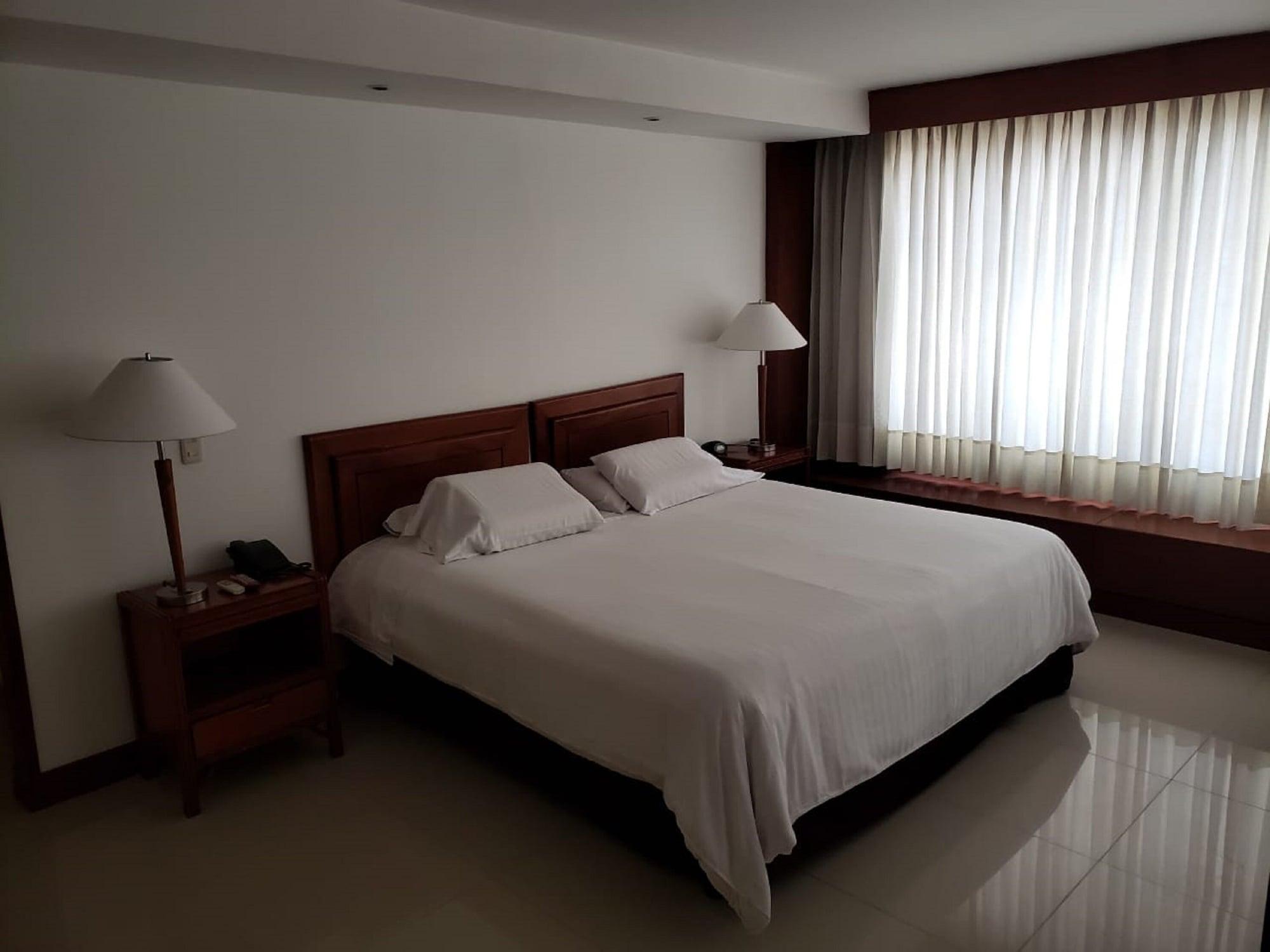 Torre De Cali Plaza Hotel Ngoại thất bức ảnh