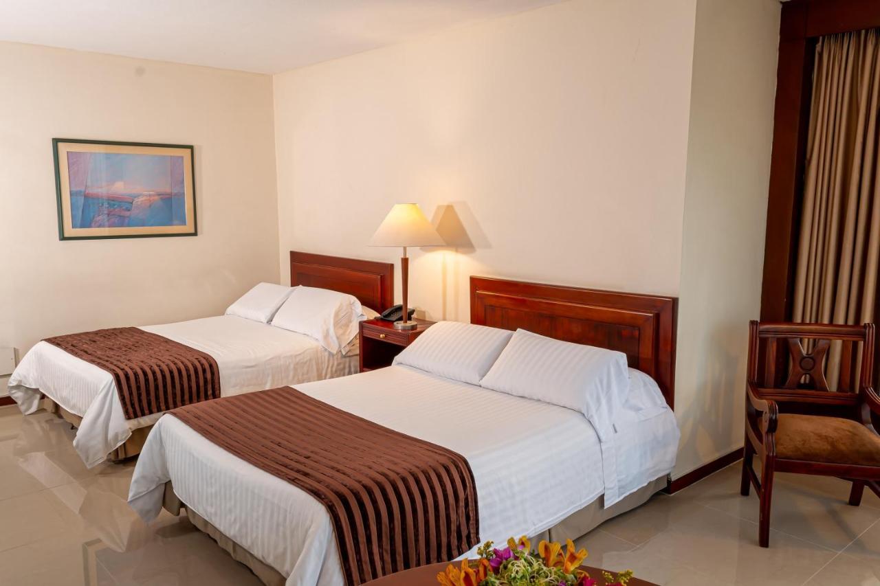 Torre De Cali Plaza Hotel Ngoại thất bức ảnh