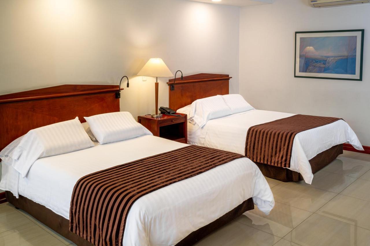 Torre De Cali Plaza Hotel Ngoại thất bức ảnh